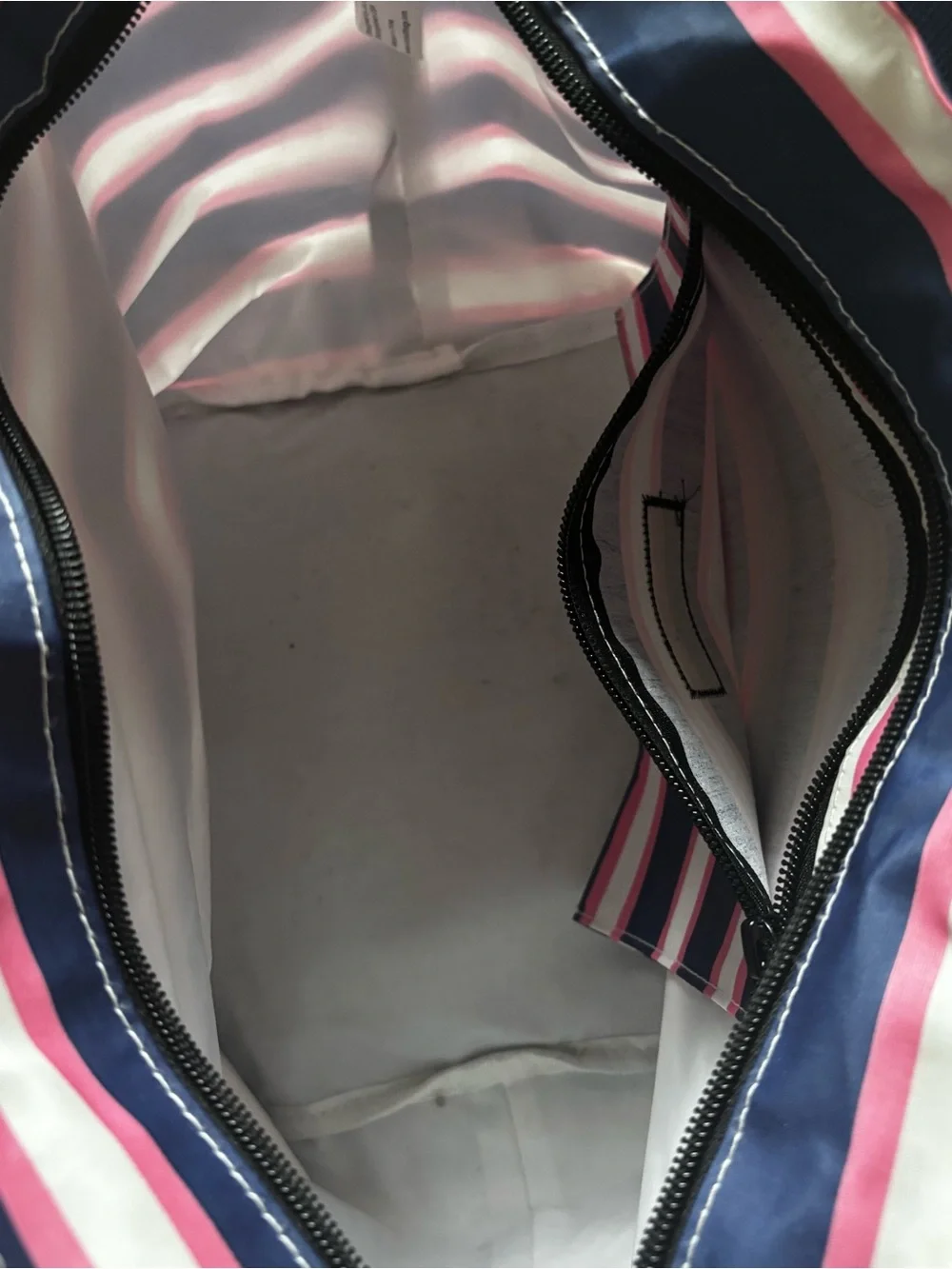 Scout Navy and Pink Striped Tote Bag desertcart logo medium great condition - Picture 6 of 11
